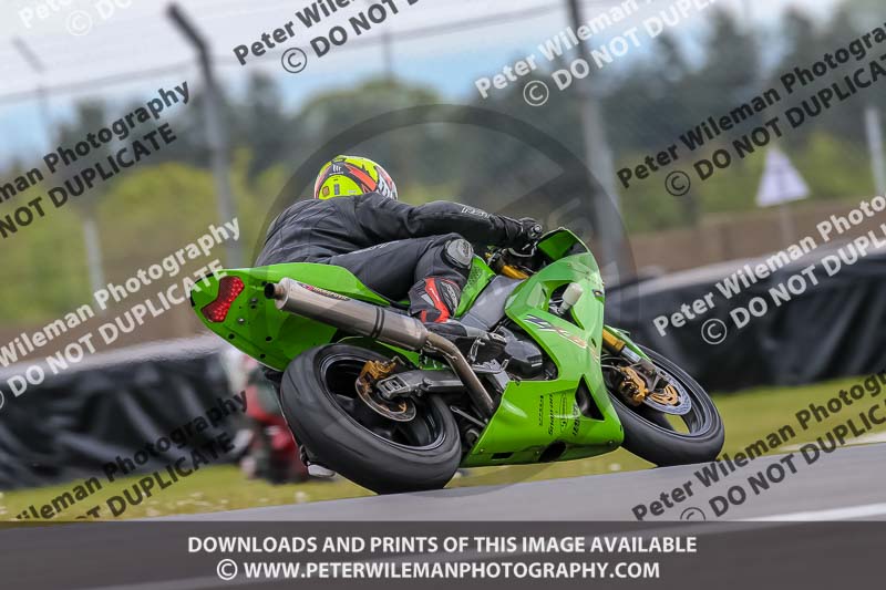 PJ Motorsport Photography;donington no limits trackday;donington park photographs;donington trackday photographs;no limits trackdays;peter wileman photography;trackday digital images;trackday photos